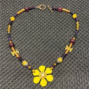 Statement Floral Beaded Toggle Choker
Necklace